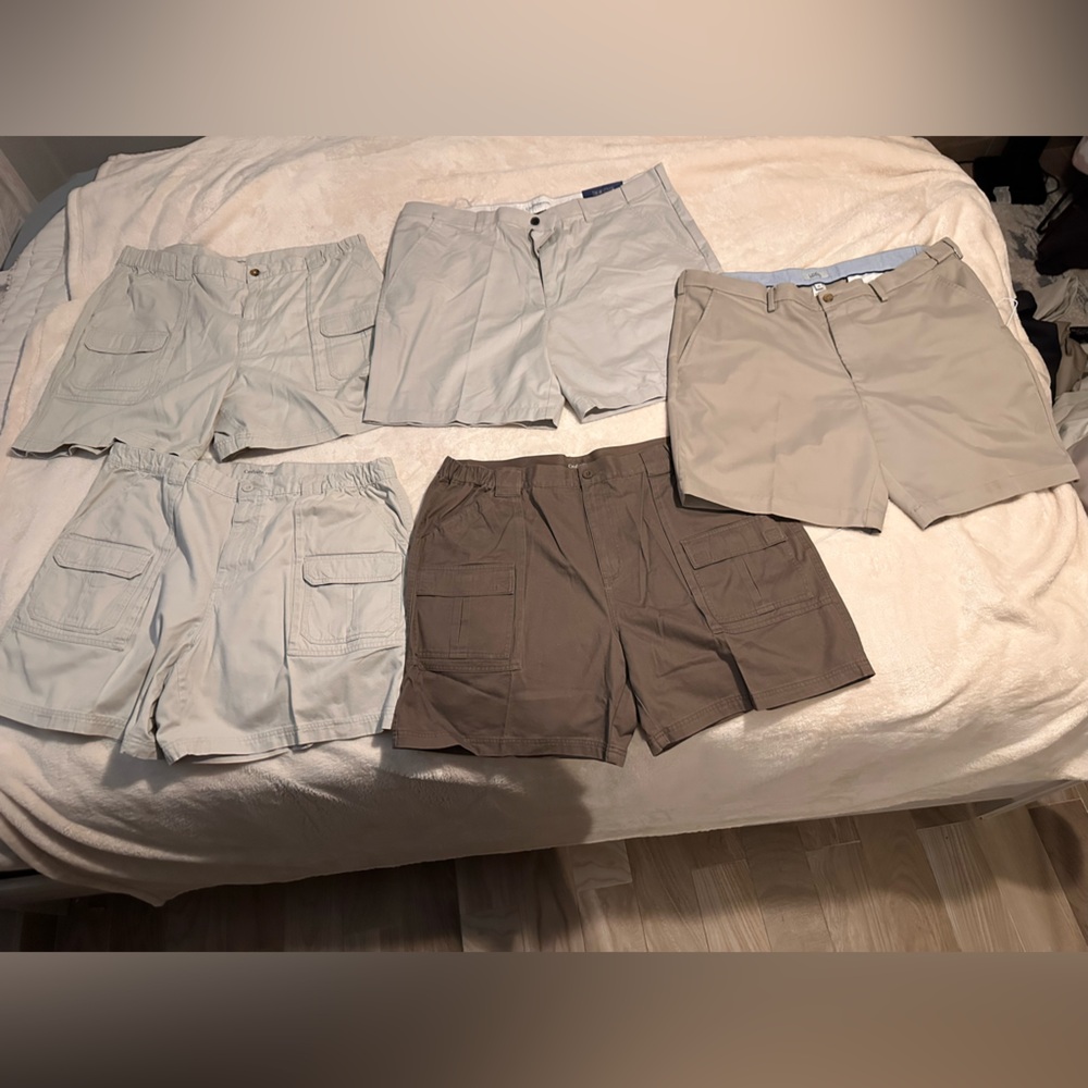 Men's Croft and Barrow Shorts Bundle- all size 42, excellent condition, some NWT